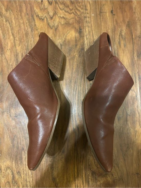 Van Eli Shoes - Van Eli Cognac Brown Leather Pointed Mules Women’s Size 10N